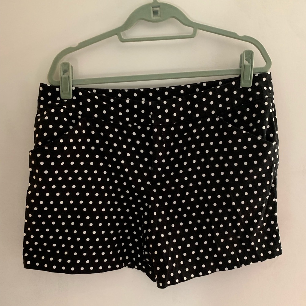 INC Size 16 Black w Polka Dots Shorts